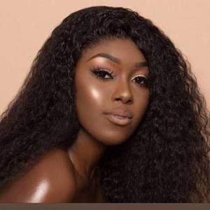 Meet your Posher, Akiah